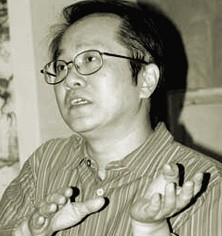 艺术家华其敏照片
